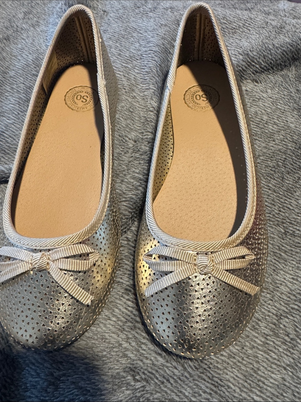 SO Metallic Gold Kids Ballet Flats with Bow